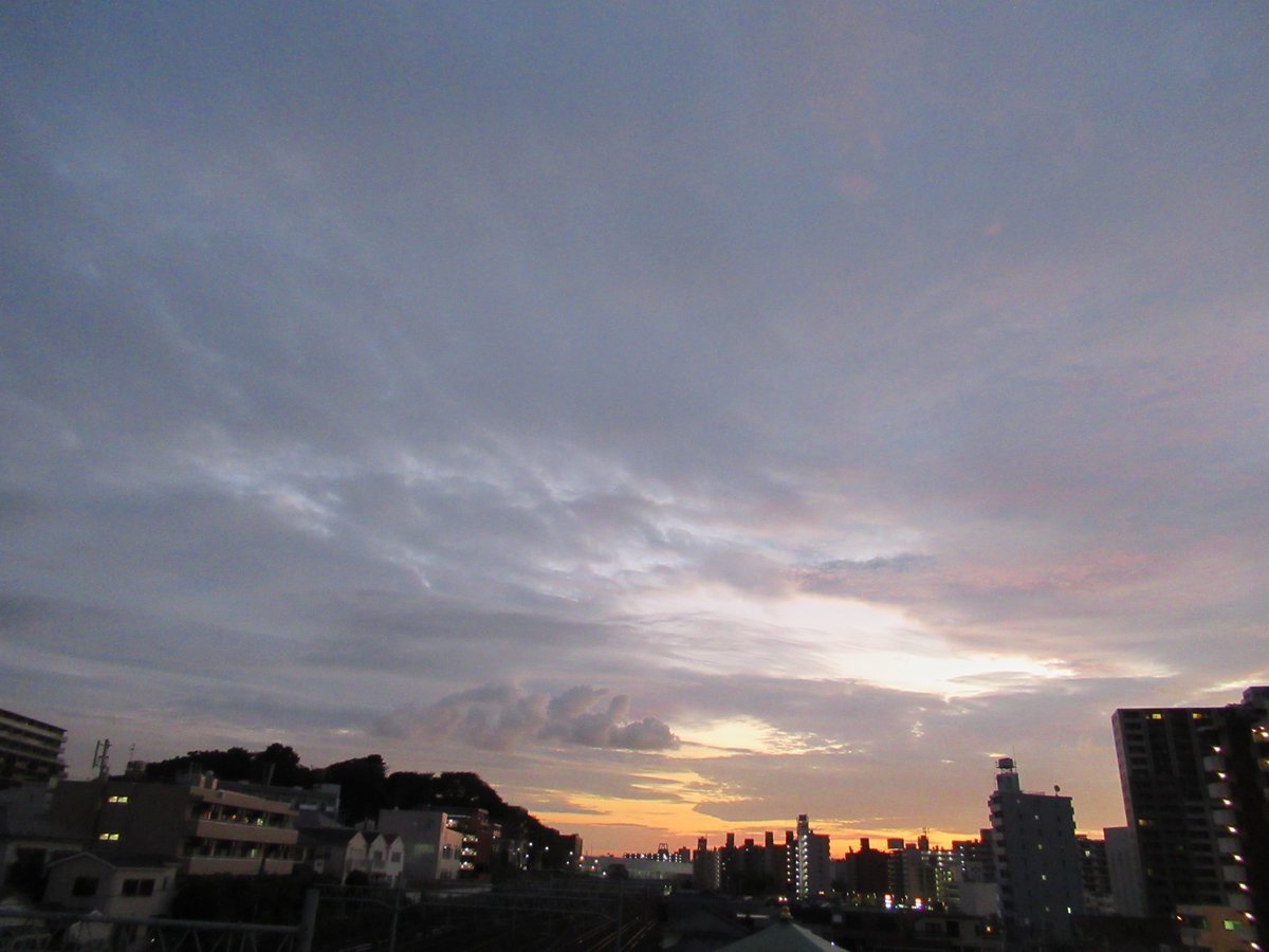 夜明けの横浜3